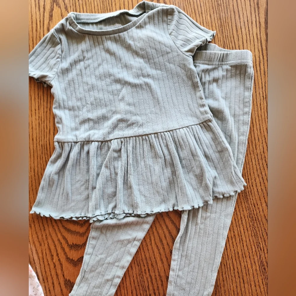 Carter's Toddler Matching Outfits - Picture 4 of 5